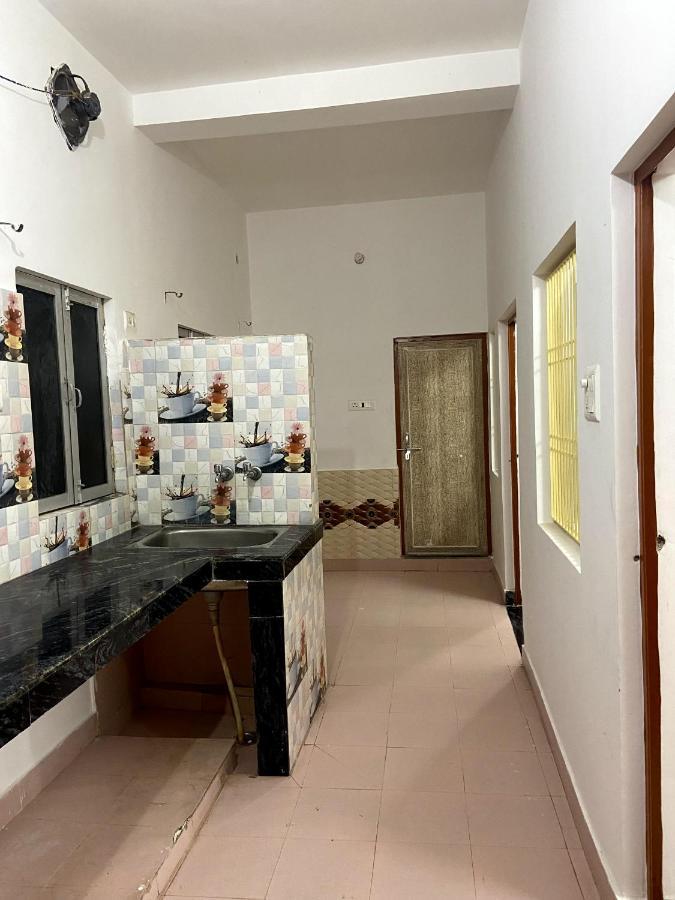 Garuda Guest House Bénarès Extérieur photo